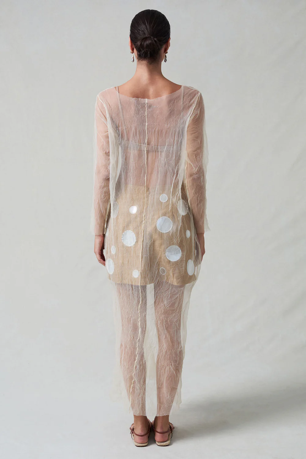 Ghost Crinkle Mesh Overlay Ivory - Image 4
