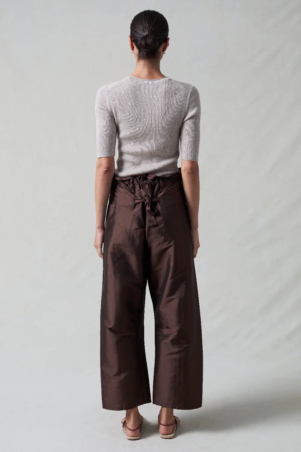 Techno Taffeta Barrel Pant Chocolate - Image 3